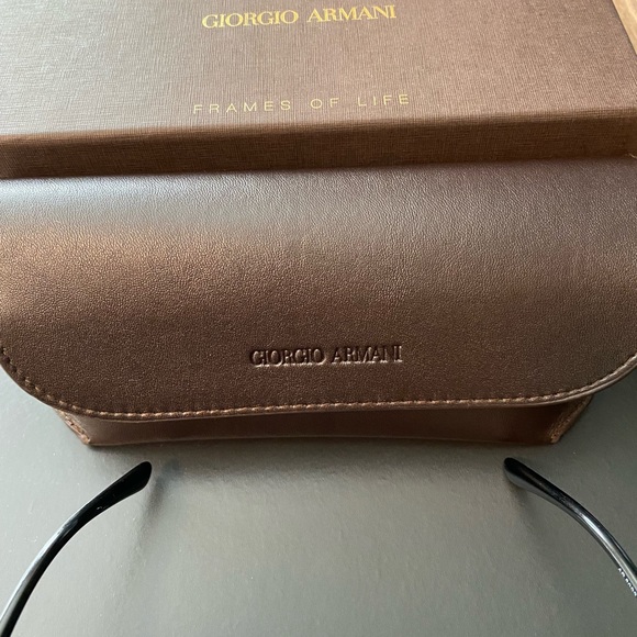 Giorgio Armani tortoise shell sunglasses. Brand new in box. - Picture 2 of 6